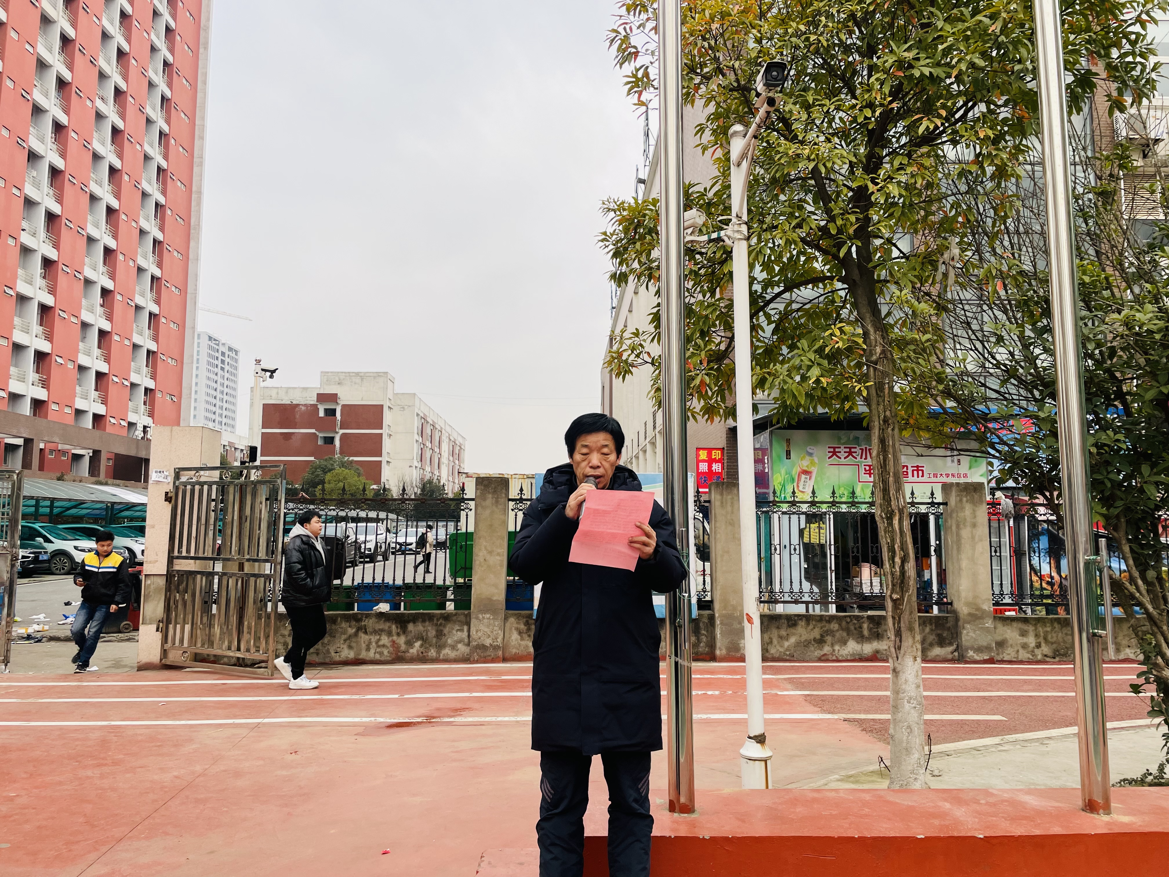 775ef555f4a4ef097ca18fe0a99daf2